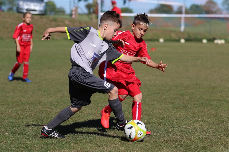 Foto Rocco Bartsch: Eron Rama ist neu bei der E1 und spielt bislang stark auf
