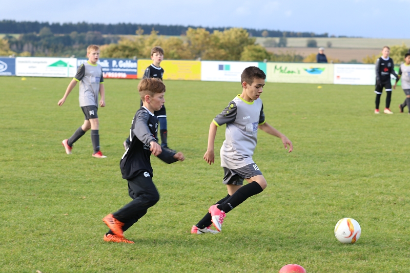 Foto Rocco Bartsch: Fadi Hasan (r.) am Ball