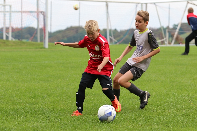 Foto Rocco Bartsch: Luca Bützler (r.) zeigte in der Abwehr eine starke Leistung