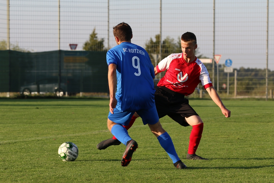 Foto Rocco Bartsch: Nico (r.) versucht hier seinen Gegenspieler aufzuhalten, leider vergeblich