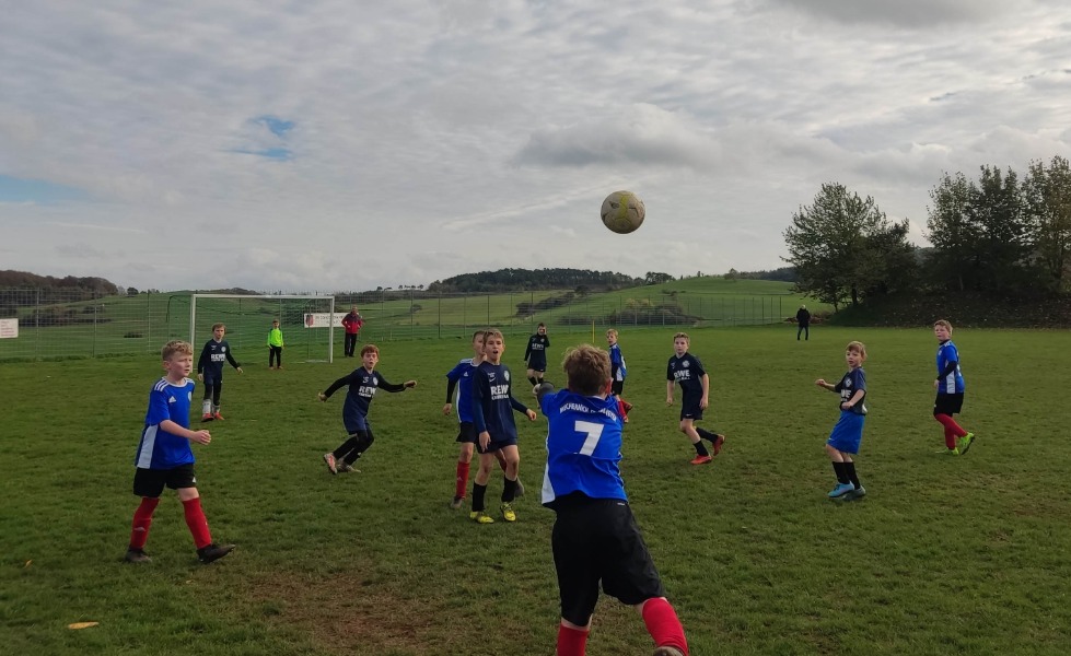 Foto Judith Rust - Alle warten gespannt auf den Einwurf von Liam