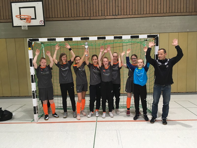 B Juniorinnen 2017 2018 Bild 3